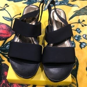 Kenneth Cole Reaction Black Sandals